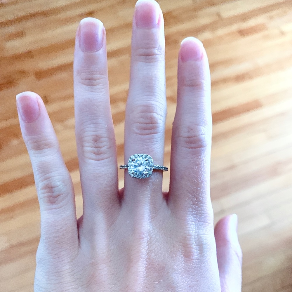 ✨Host Pick✨Halo Diamond Engagement Ring 1.2 Carat